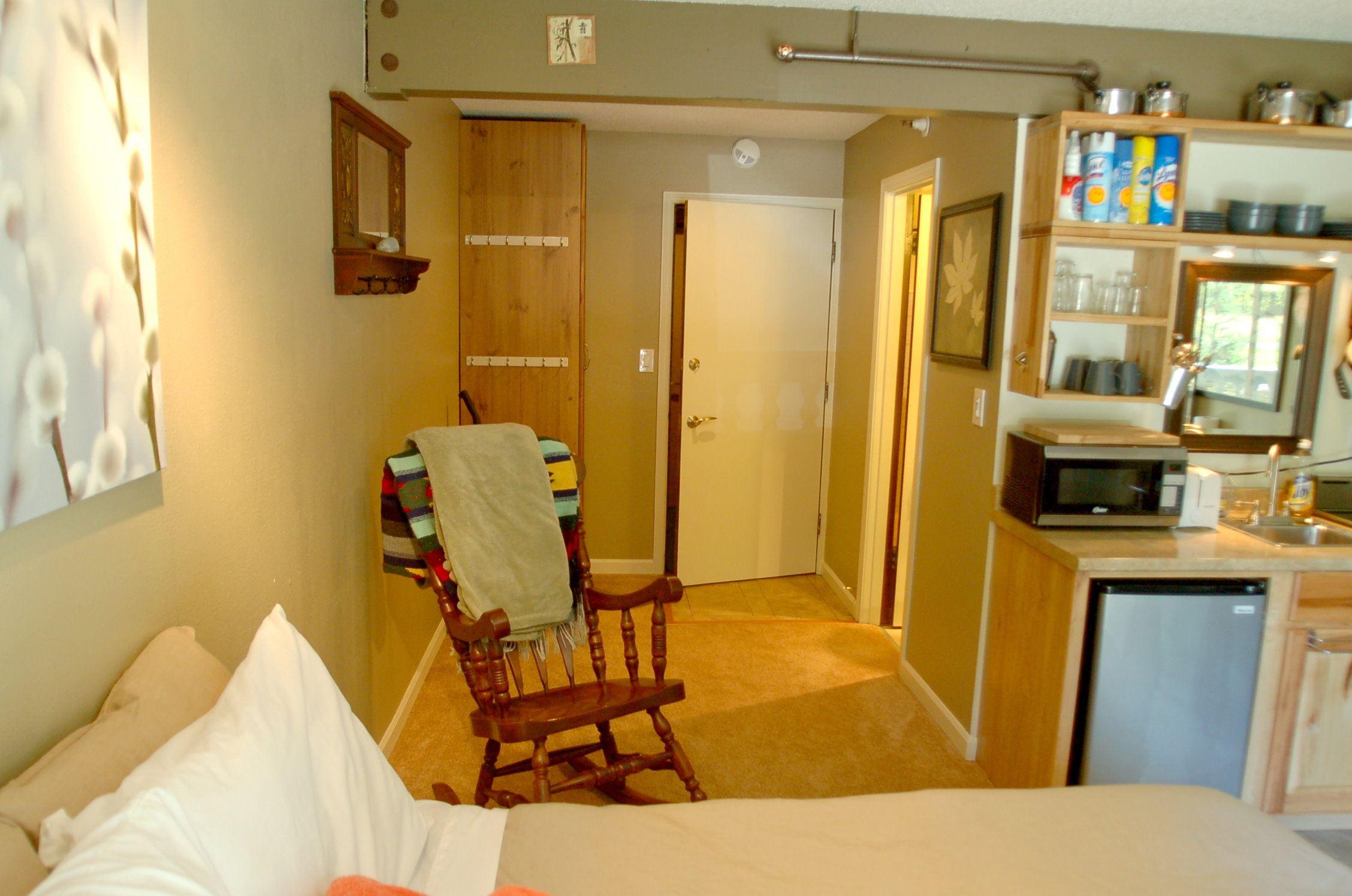 #37 Snowline Lodge
