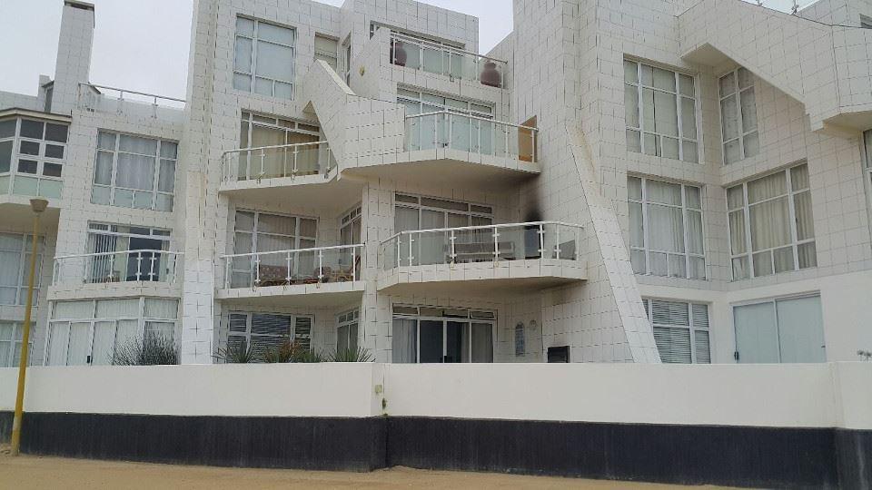 On The Beach Apartment 14 | Vogelstrand Accommodation