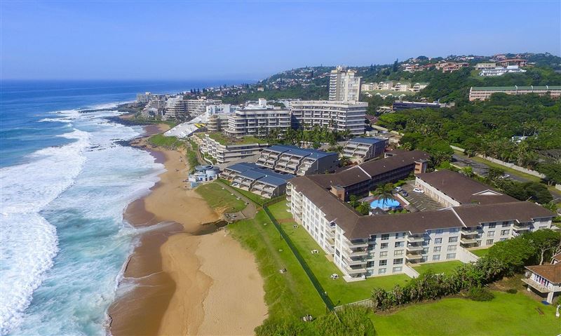 Safe, secure and easy access to the beach 