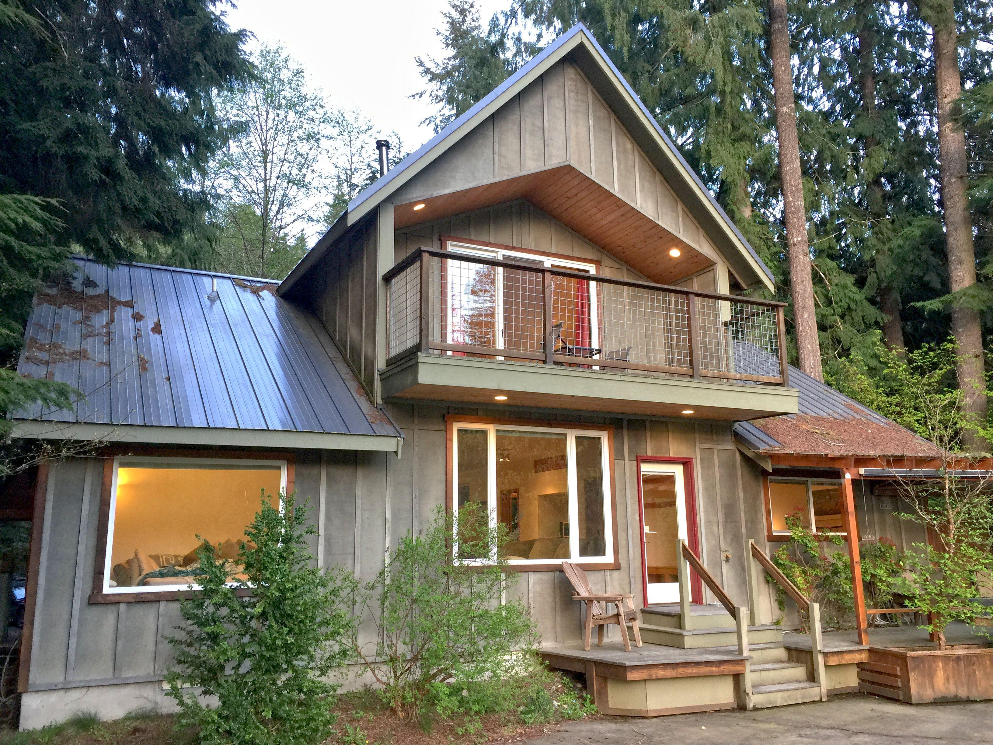 Mt. Baker Rim Cabin #70 | Glacier Lodges