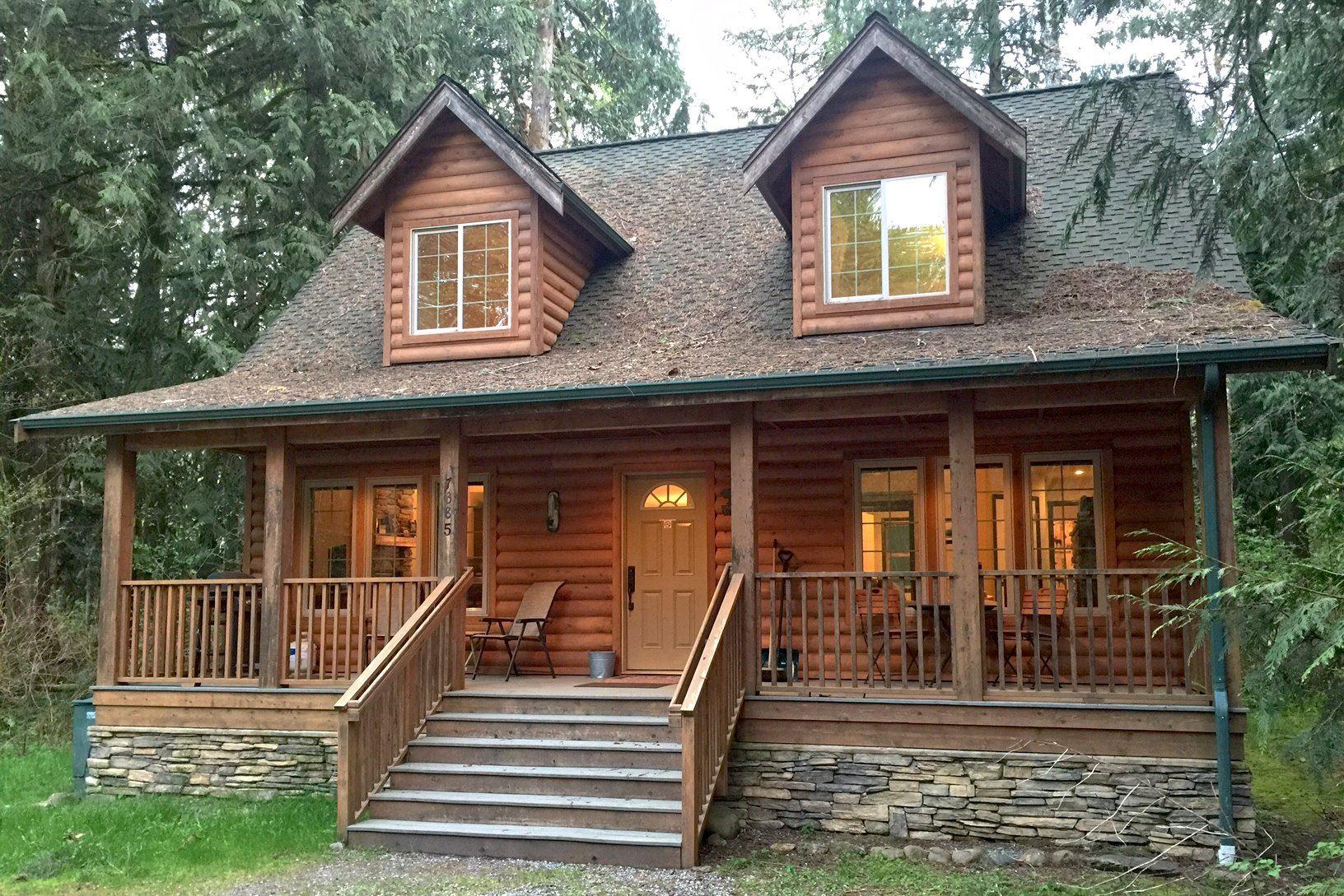 Glacier Springs Cabin #89 | Glacier Accommodation