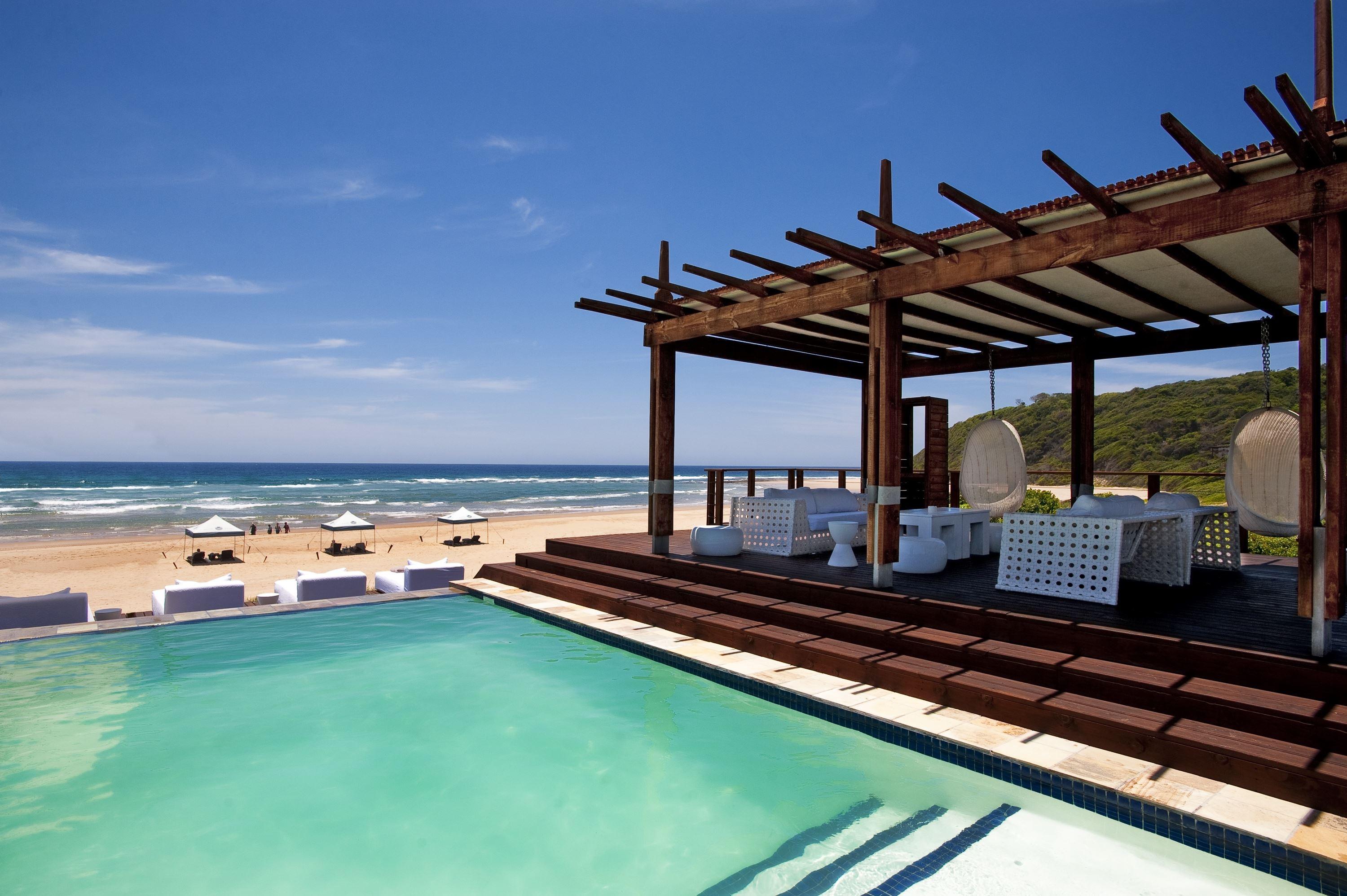 White Pearl Resorts | Ponta Mamoli Accommodation