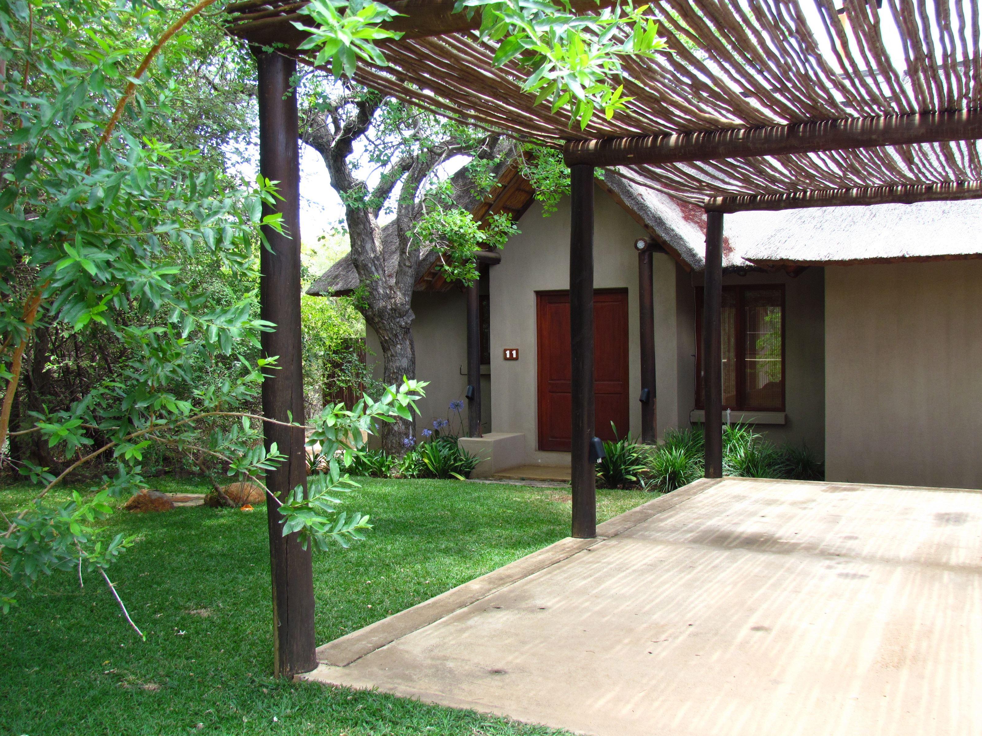 11 Raptors Lodge | Hoedspruit Covid-Safety-Approved