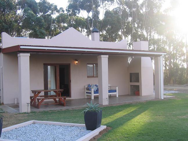 Blue Gum Farm Cottage | Caledon Accommodation