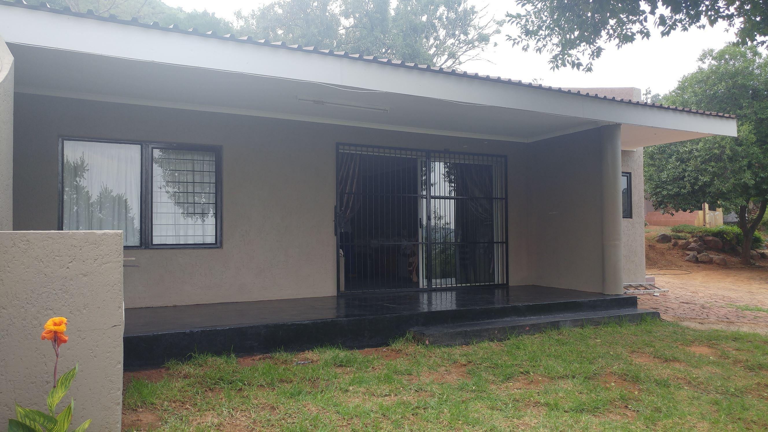 Banana Coves | Accommodation Broederstroom