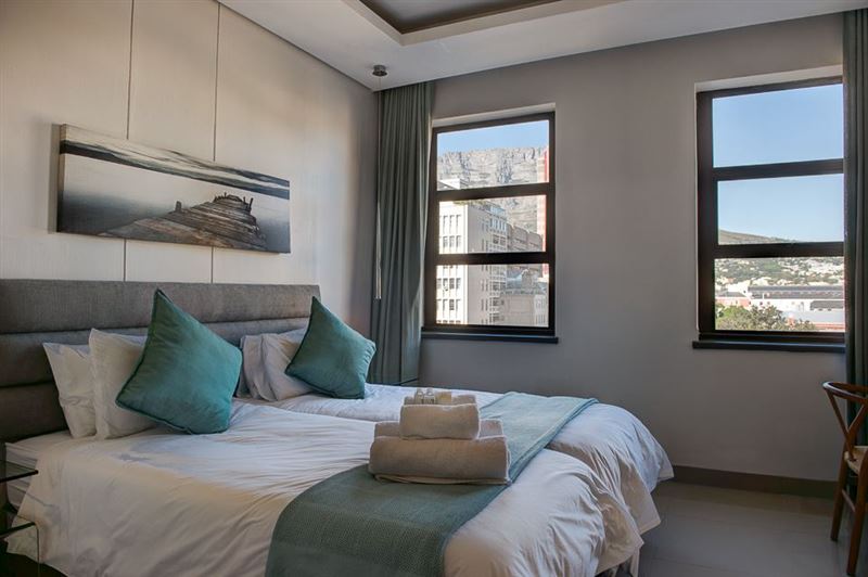 Main bedroom overlooking Table Mountain