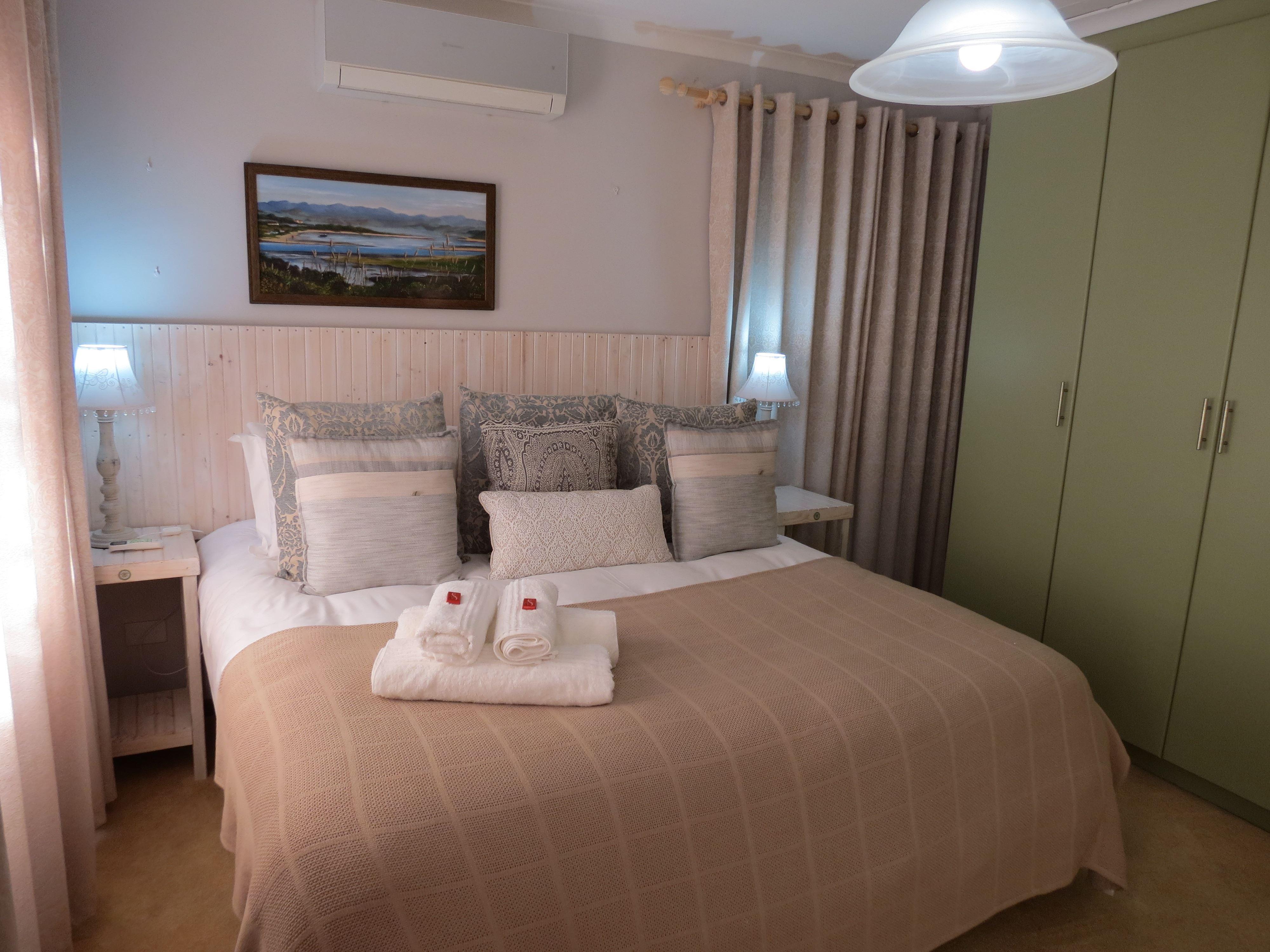 1 on Ross | Accommodation Frontier Country