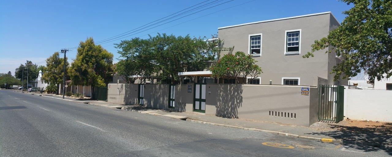 Suites on 74 | Worcester Accommodation