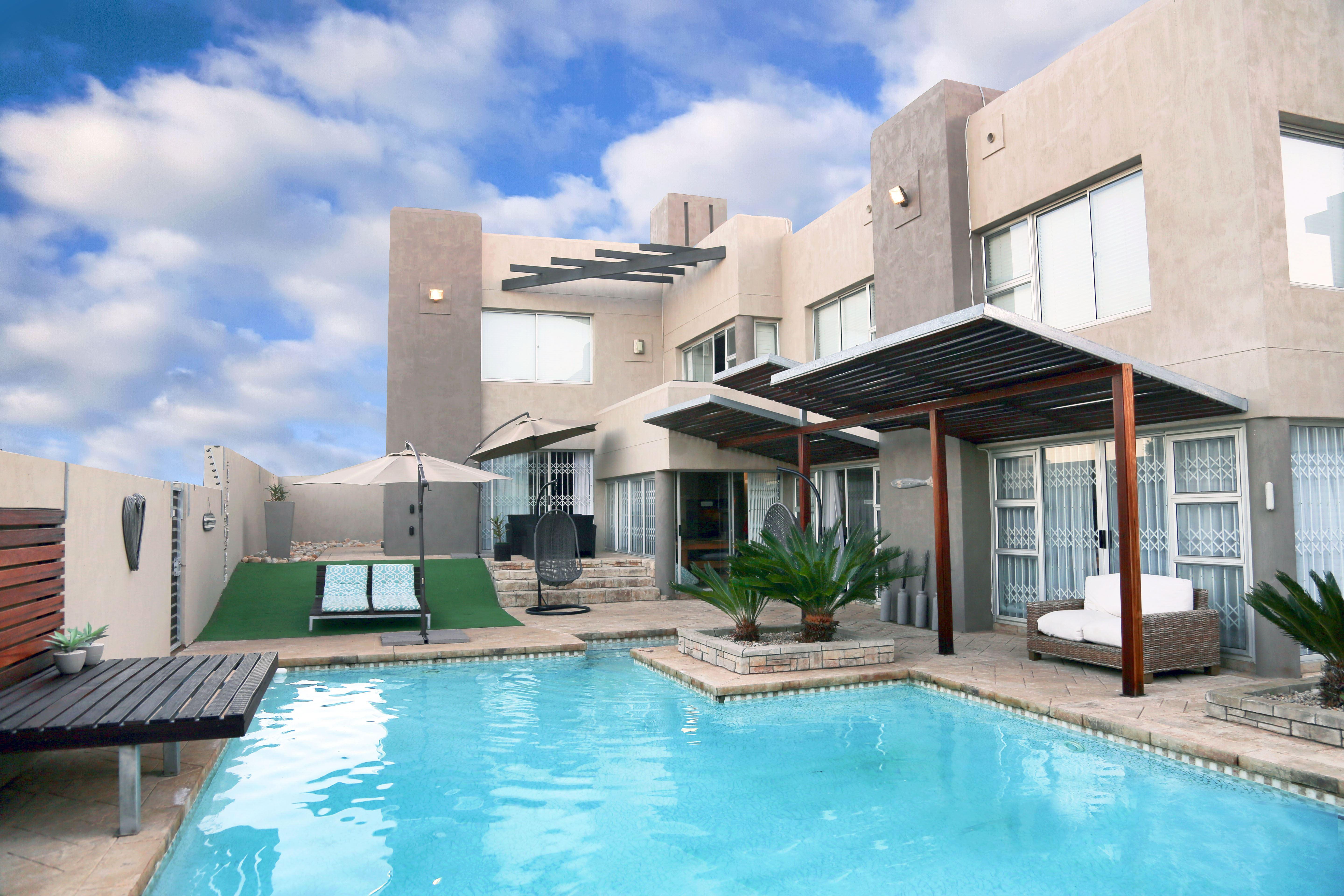 Nine on Uys Street B&B | Accommodation Central Jeffreys Bay