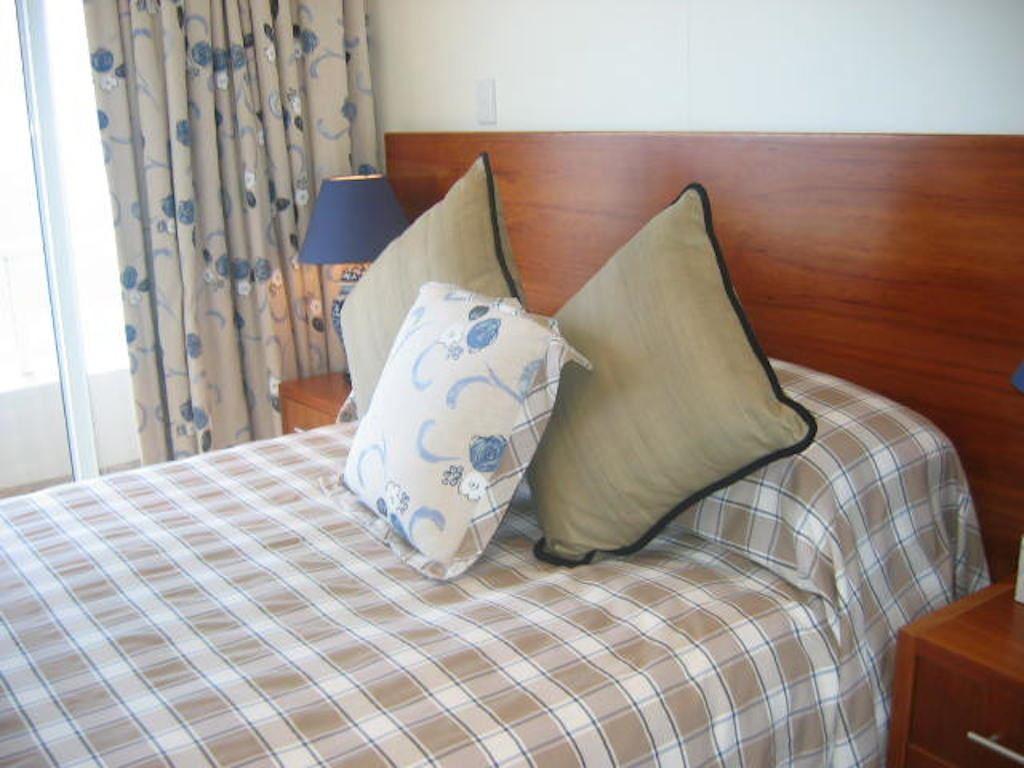 Oyster Schelles 1102