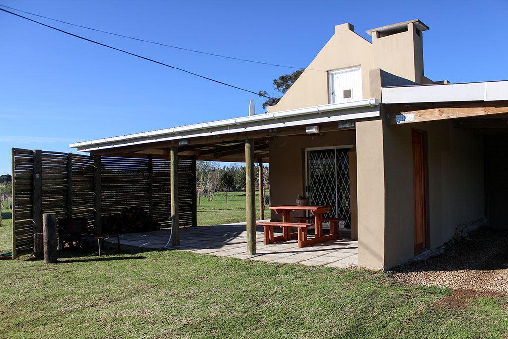 Swallow Creek Cottages | Specials Buffeljagsrivier