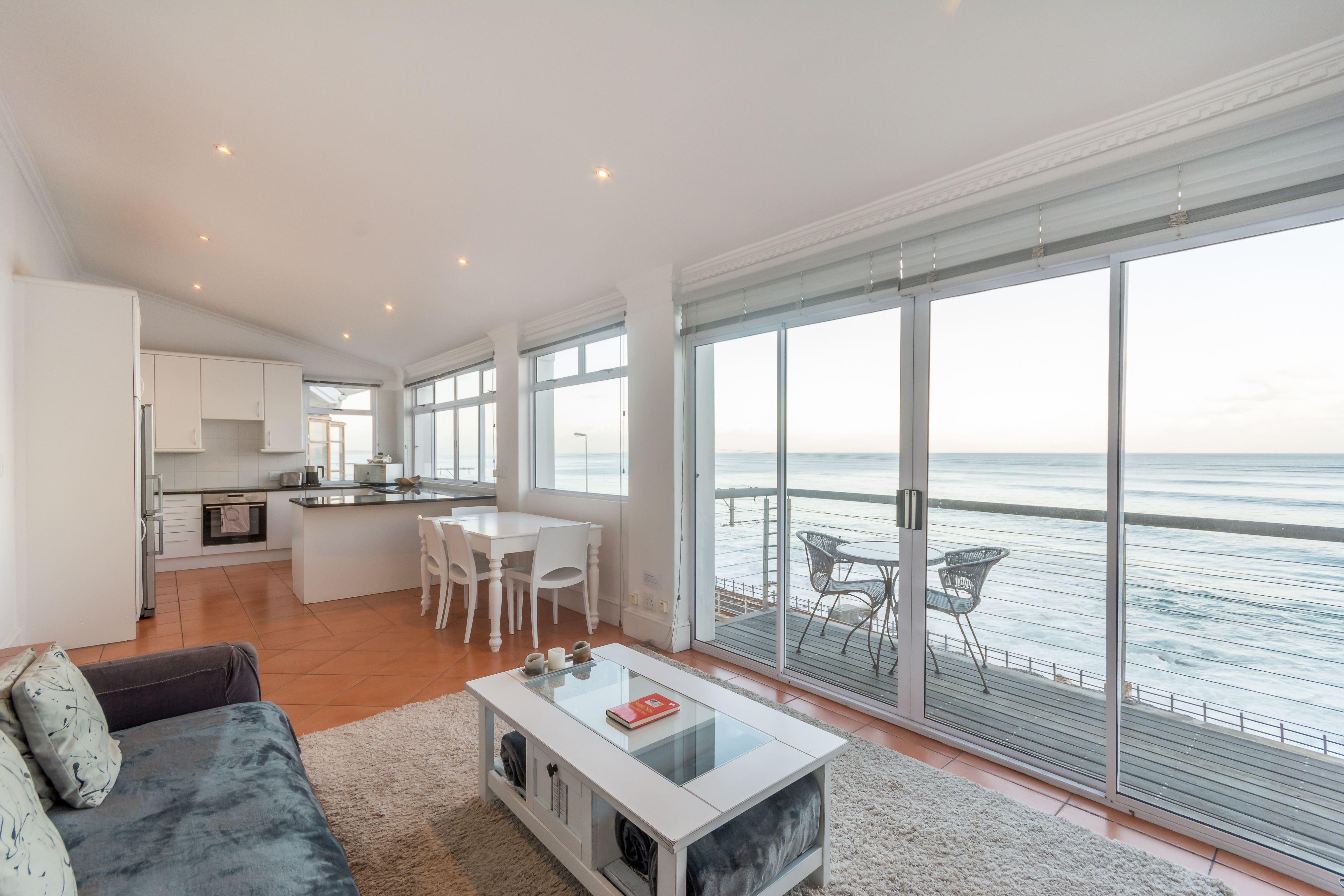 Oceanfront Penthouse | Accommodation Muizenberg
