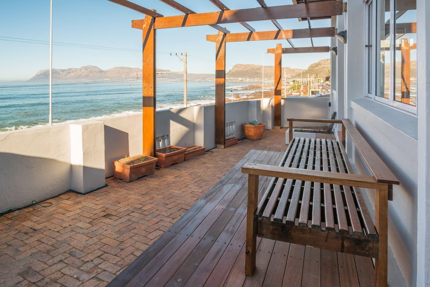 With the Tide | Accommodation Muizenberg