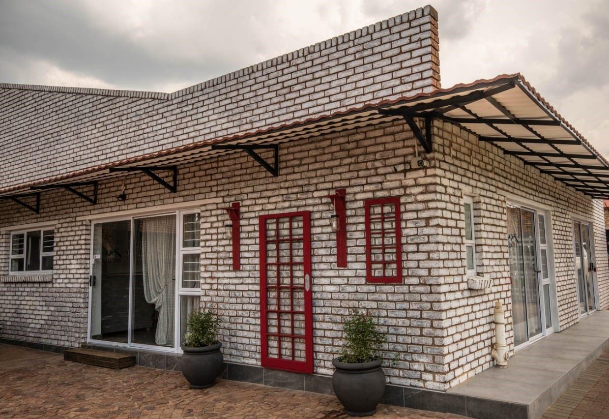 Oppiplot Guest House Kempton Park