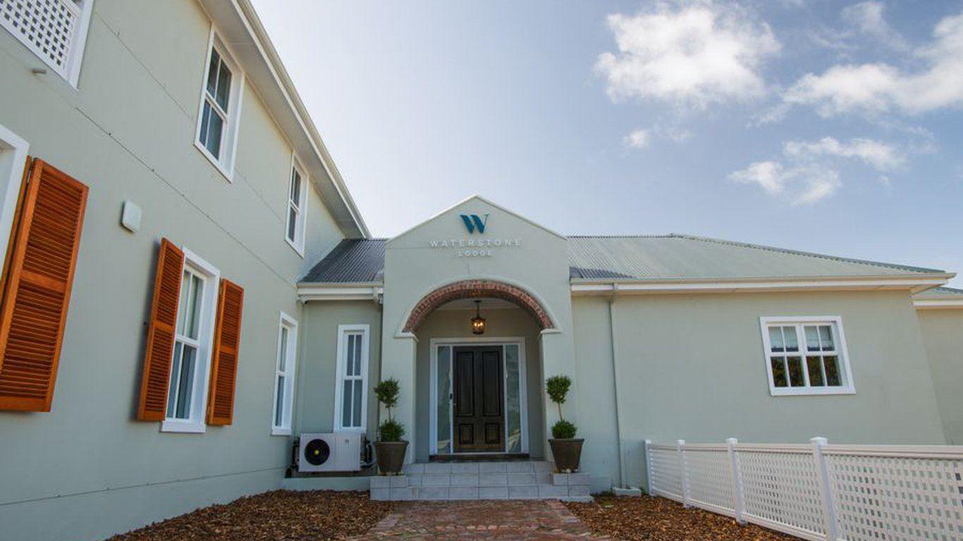 Waterstone Lodge | Accommodation La Concorde