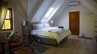 Cherry Blossom Cottage | Franschhoek Accommodation