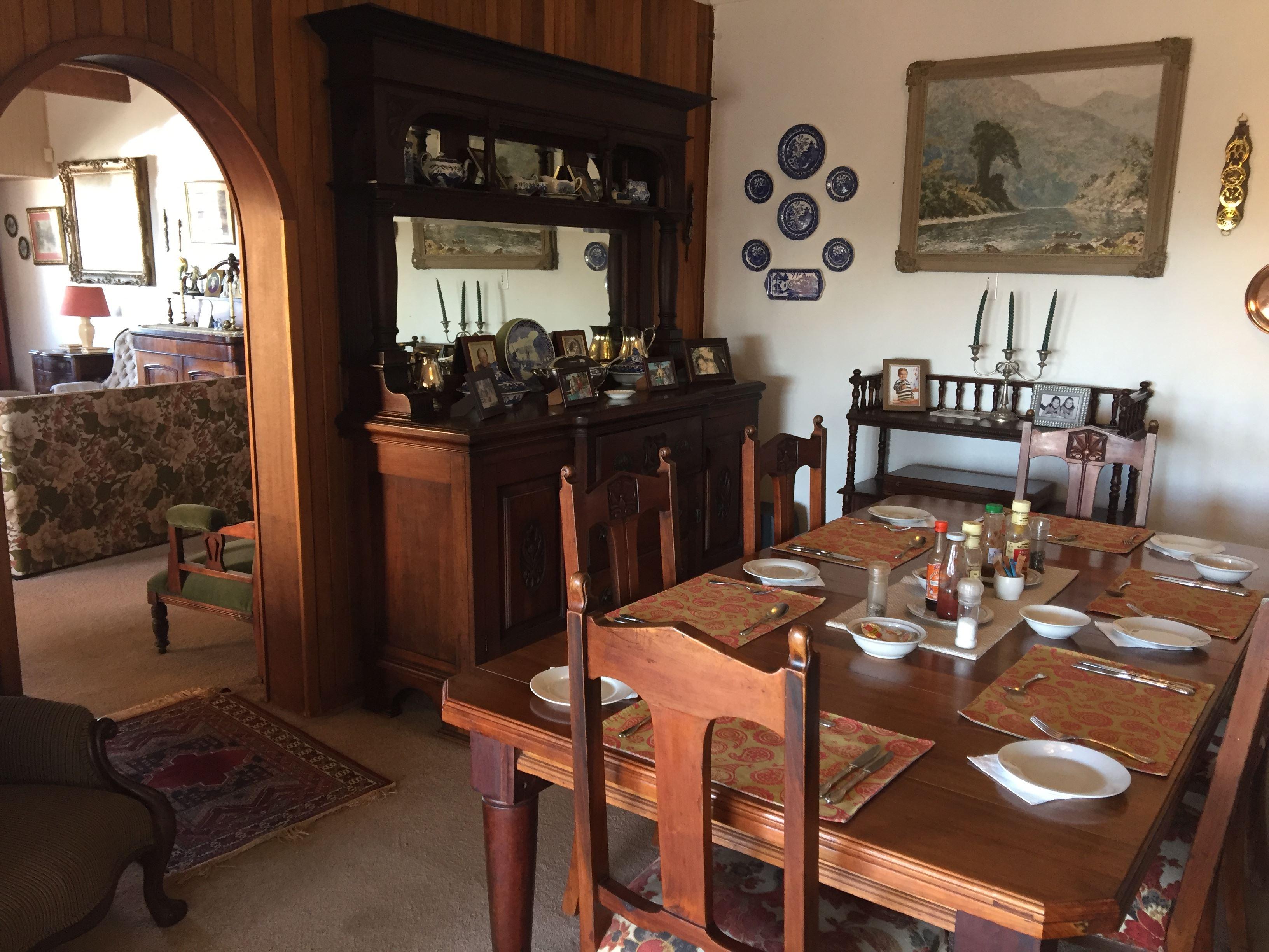 Jackie's B & B | Clifton Park Accommodation