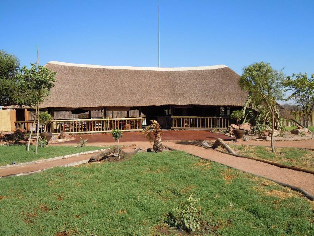 Makumutu Lodge & Campsite | Accommodation Orapa