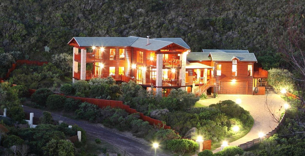 Slowdown Guesthouse | Cola Beach Accommodation