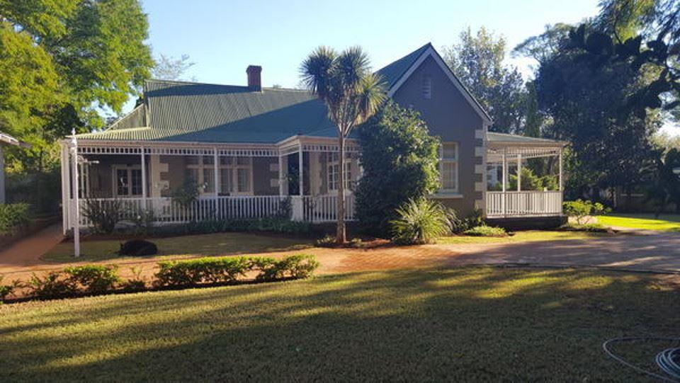 Bellevue Manor Guest House | Accommodation Dundee