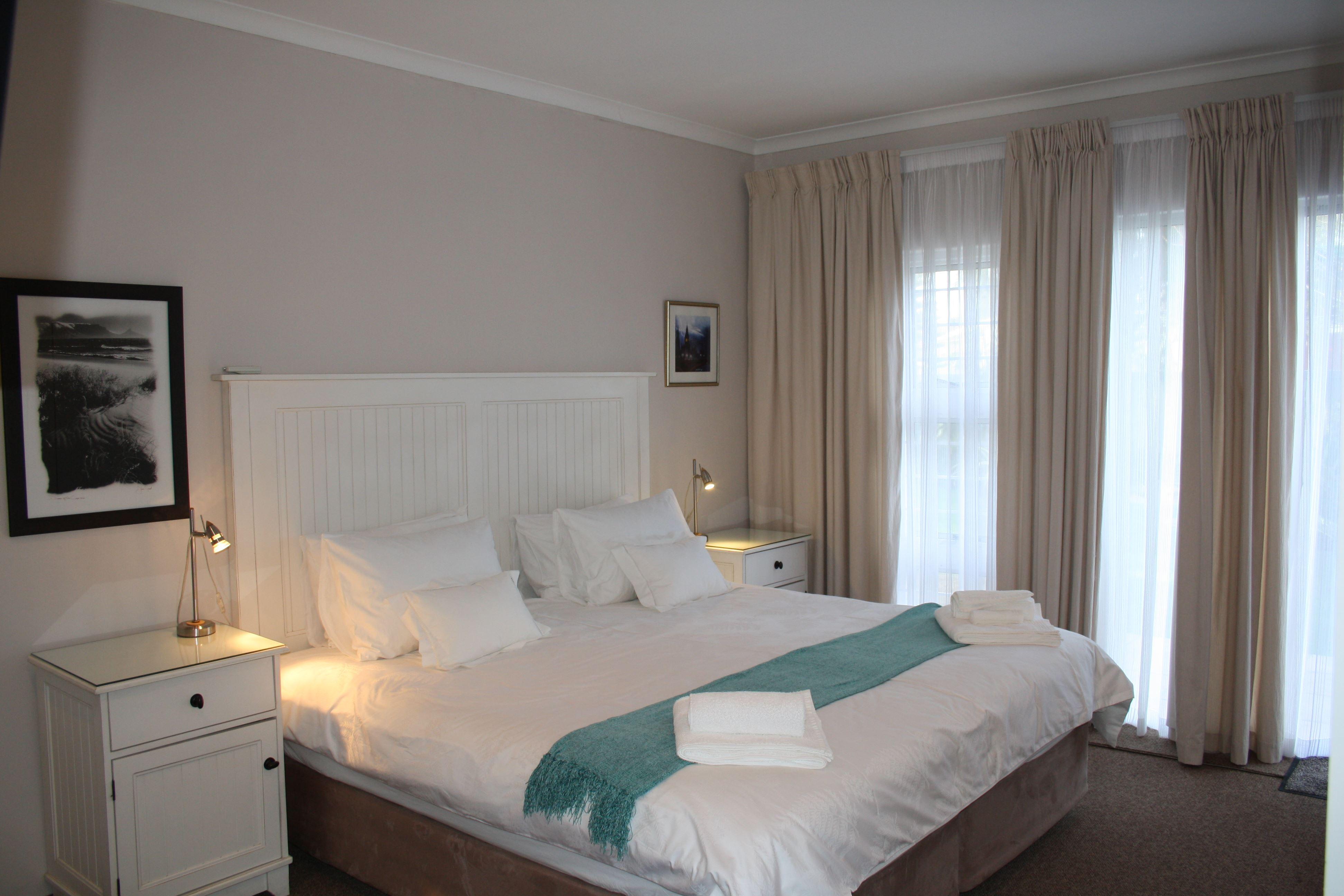 On 17 Avondale | Accommodation Blouberg Rise