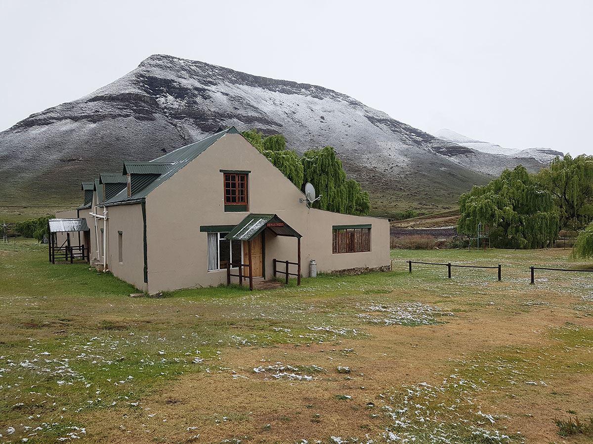 Kinmel Guest Farm | Rhodes Self-catering