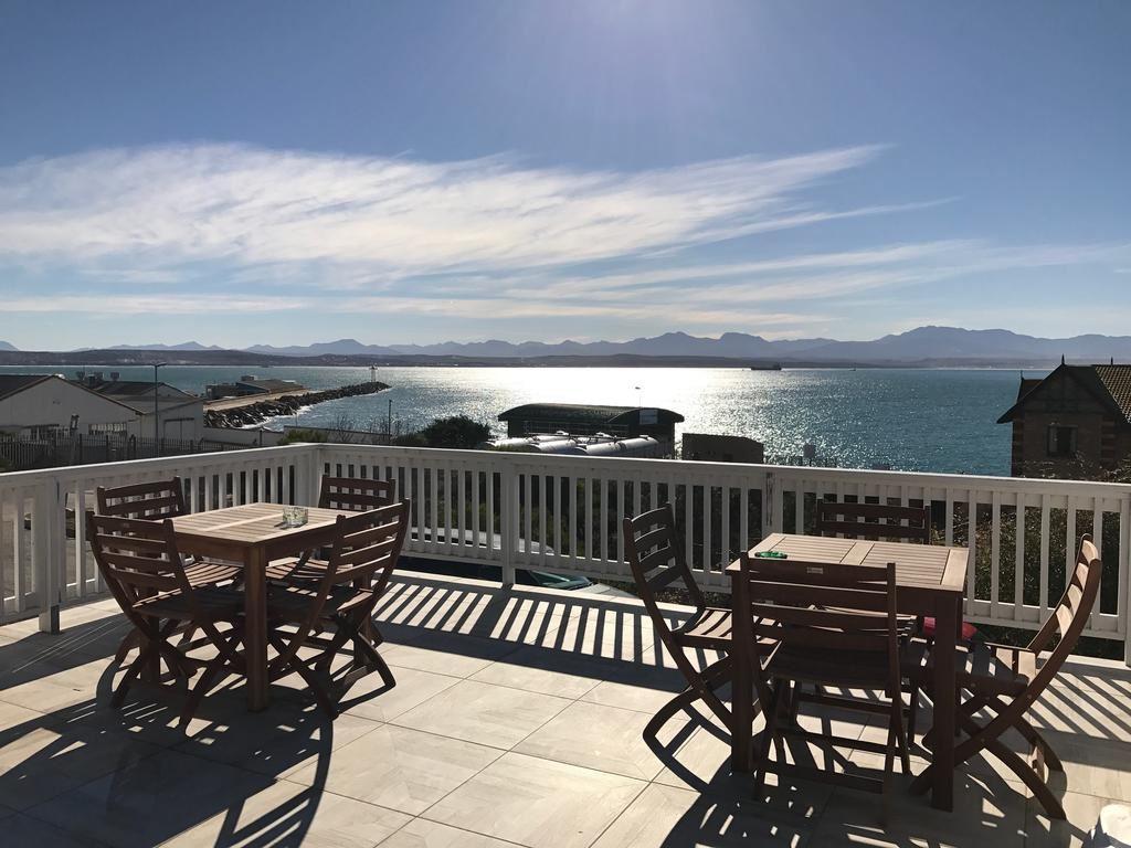 The Cove Guesthouse | Linkside (Mossel Bay) Accommodation