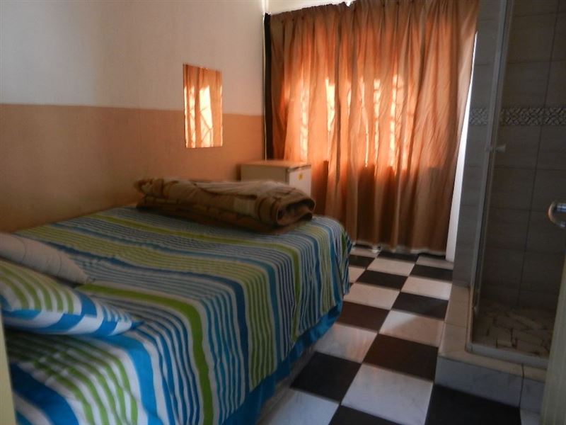 Valley Center Guest House Secure Your Holiday, SelfCatering, or Bed