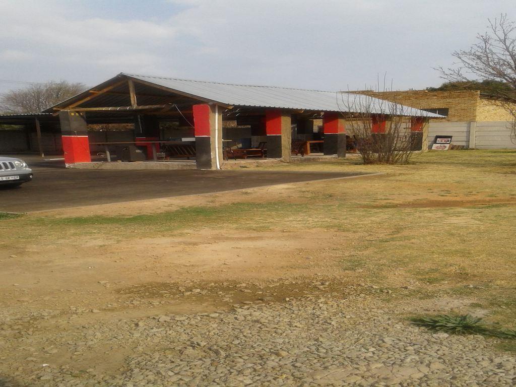 Don Picasso's B&B | Naturena Accommodation