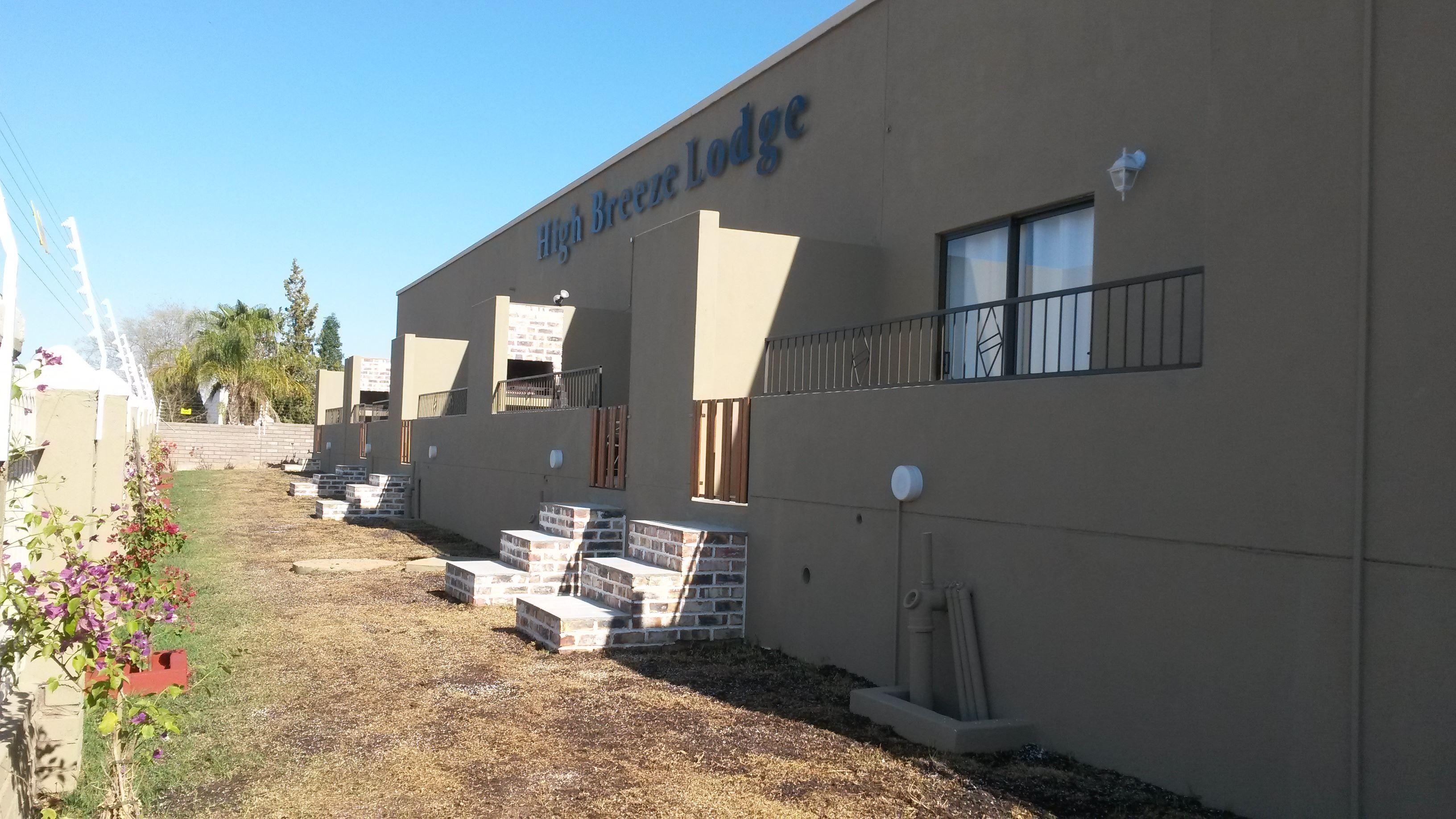 High Breeze Lodge | Accommodation Upington