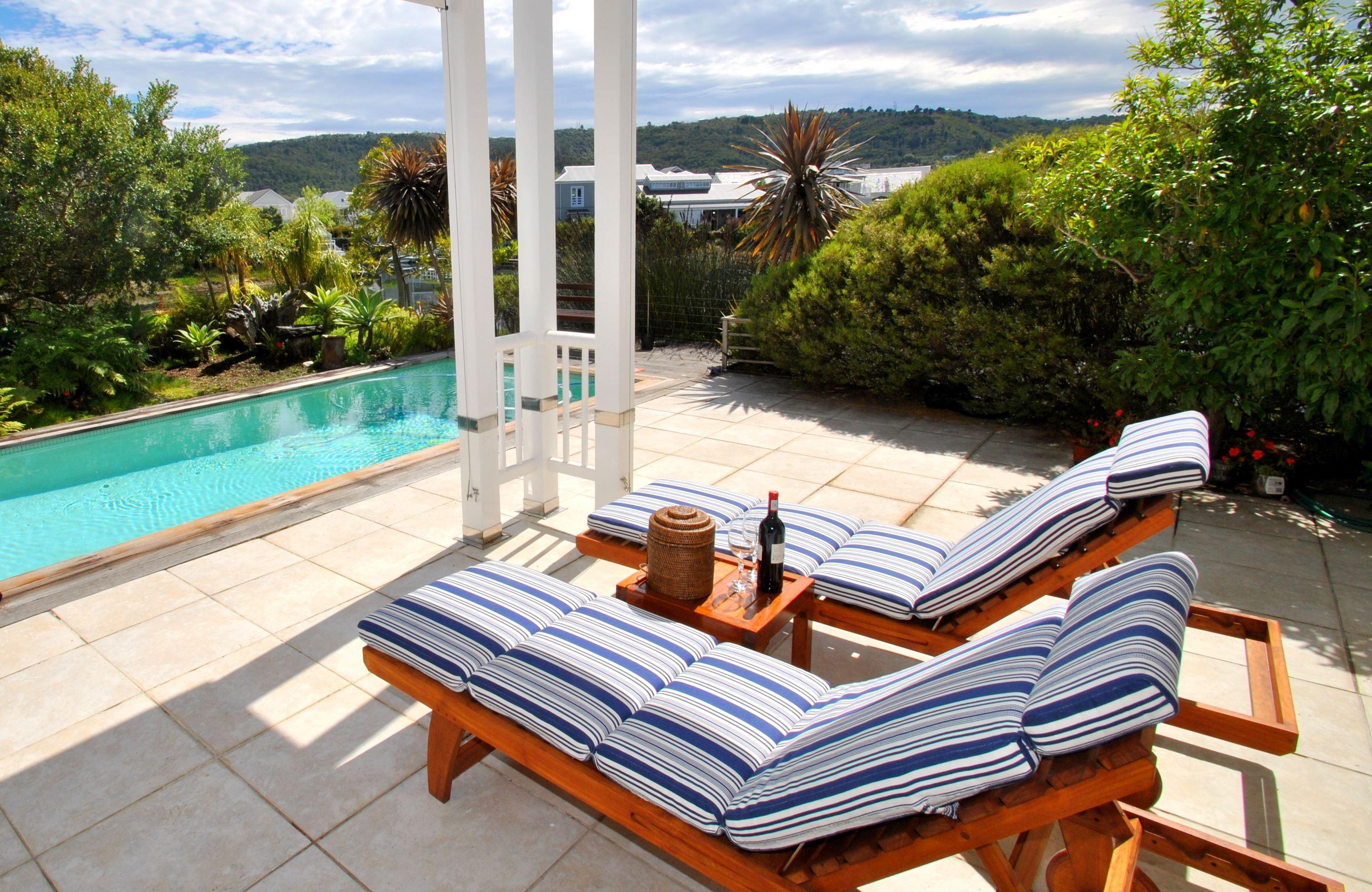 Private Poolside Paradise | Thesen Island Accommodation
