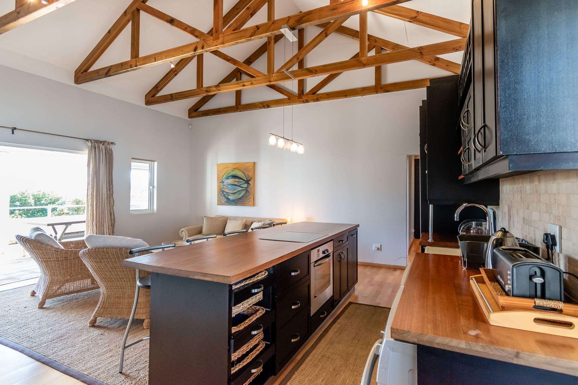 Trendy Lux Loft Apartment | Thesen Island Self-catering