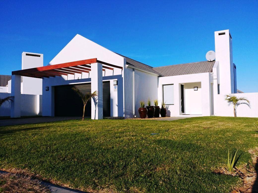 Fynbos Beach Haven | Accommodation Golden Mile