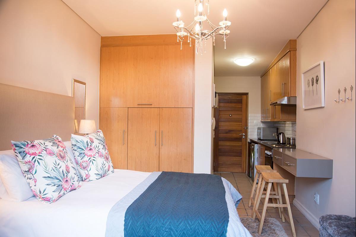 Lemon Rind | Stellenbosch Central Accommodation