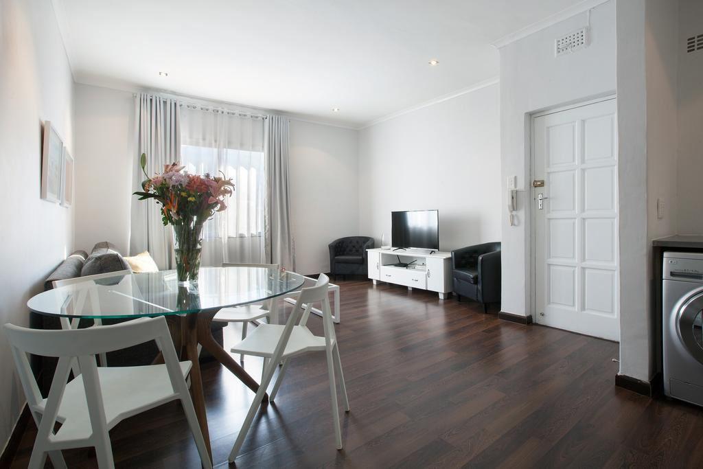 Polana Court 12 | Gardens Accommodation