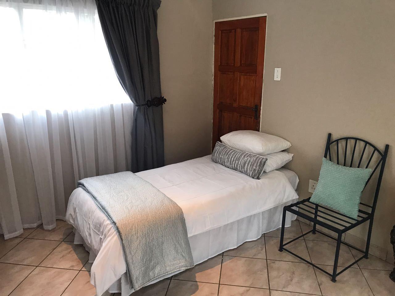 The Colonial House | Accommodation Sunnyridge (Newcastle)