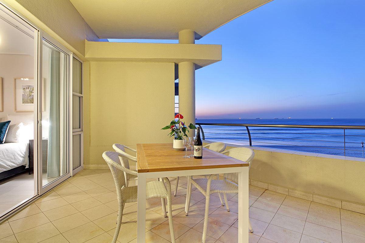 Lagoon Beach 202 | Cape Town Specials