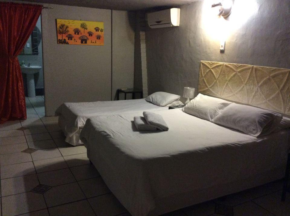 Thekweni Back Packers | Accommodation Glenashley