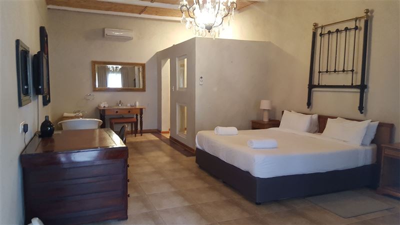 Karoo1 Hotel Village