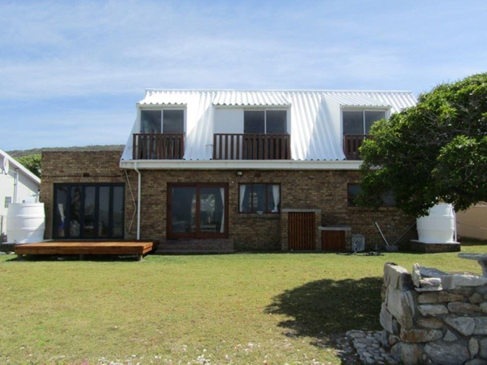 259 on Main | Accommodation Agulhas