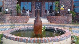 Wooden Leg Guest House | Accommodation Kleinmond