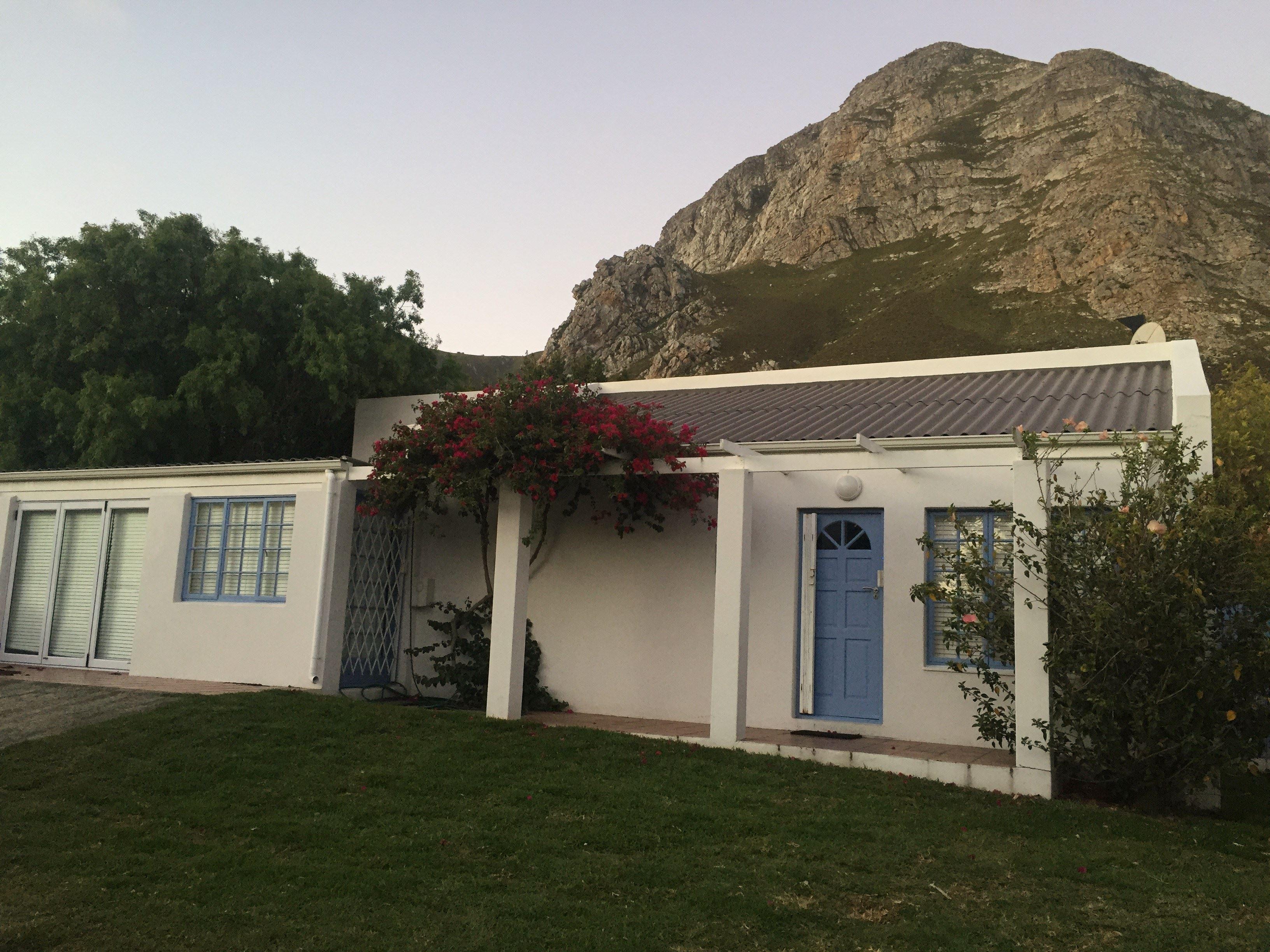Voelklip Holiday Home ON 5th | Voelklip Accommodation