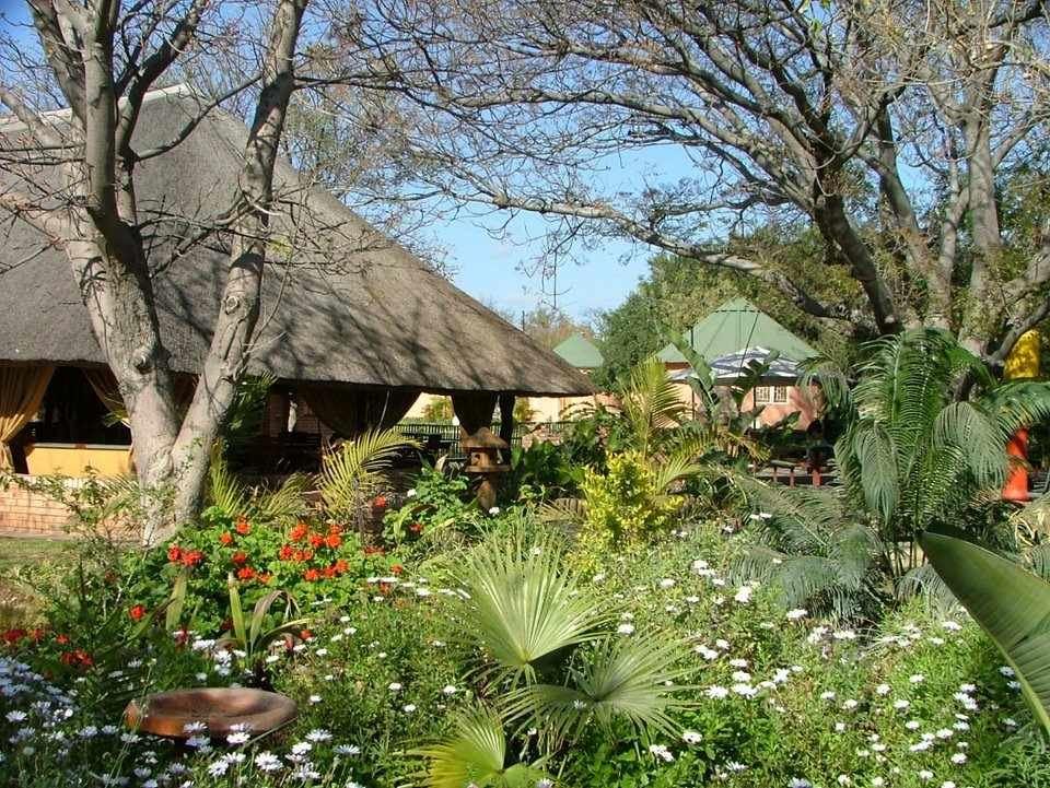 Hlolwa Lodge | Phalaborwa Accommodation
