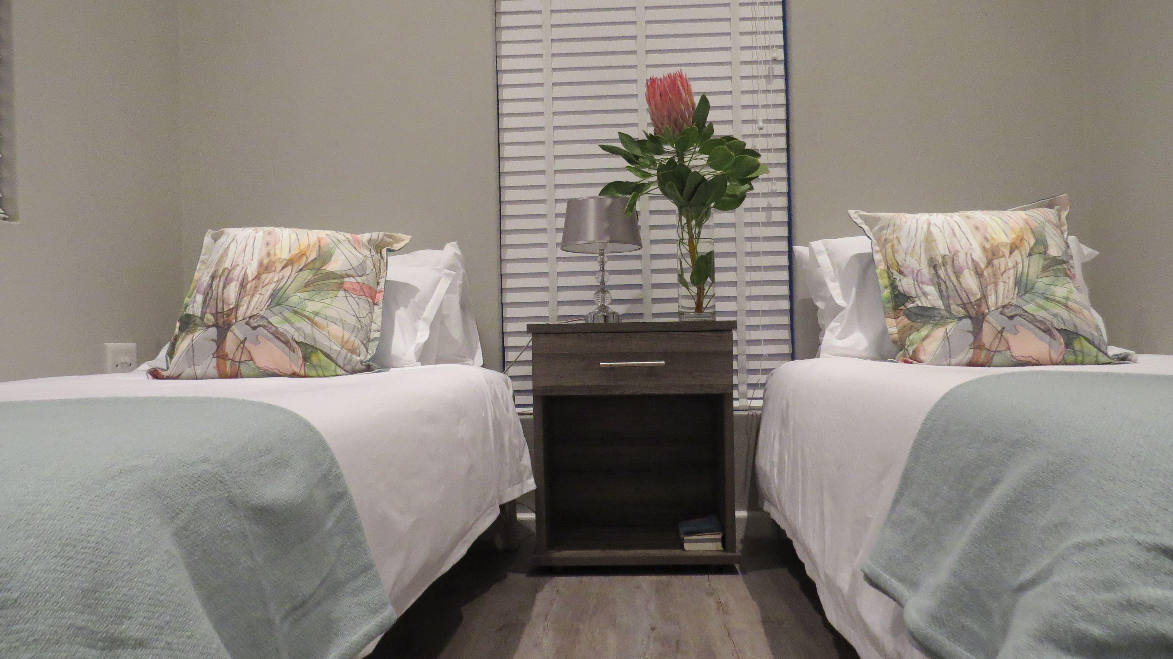 16 Rhodes-North Self Catering Apartments | Accommodation Die Boord