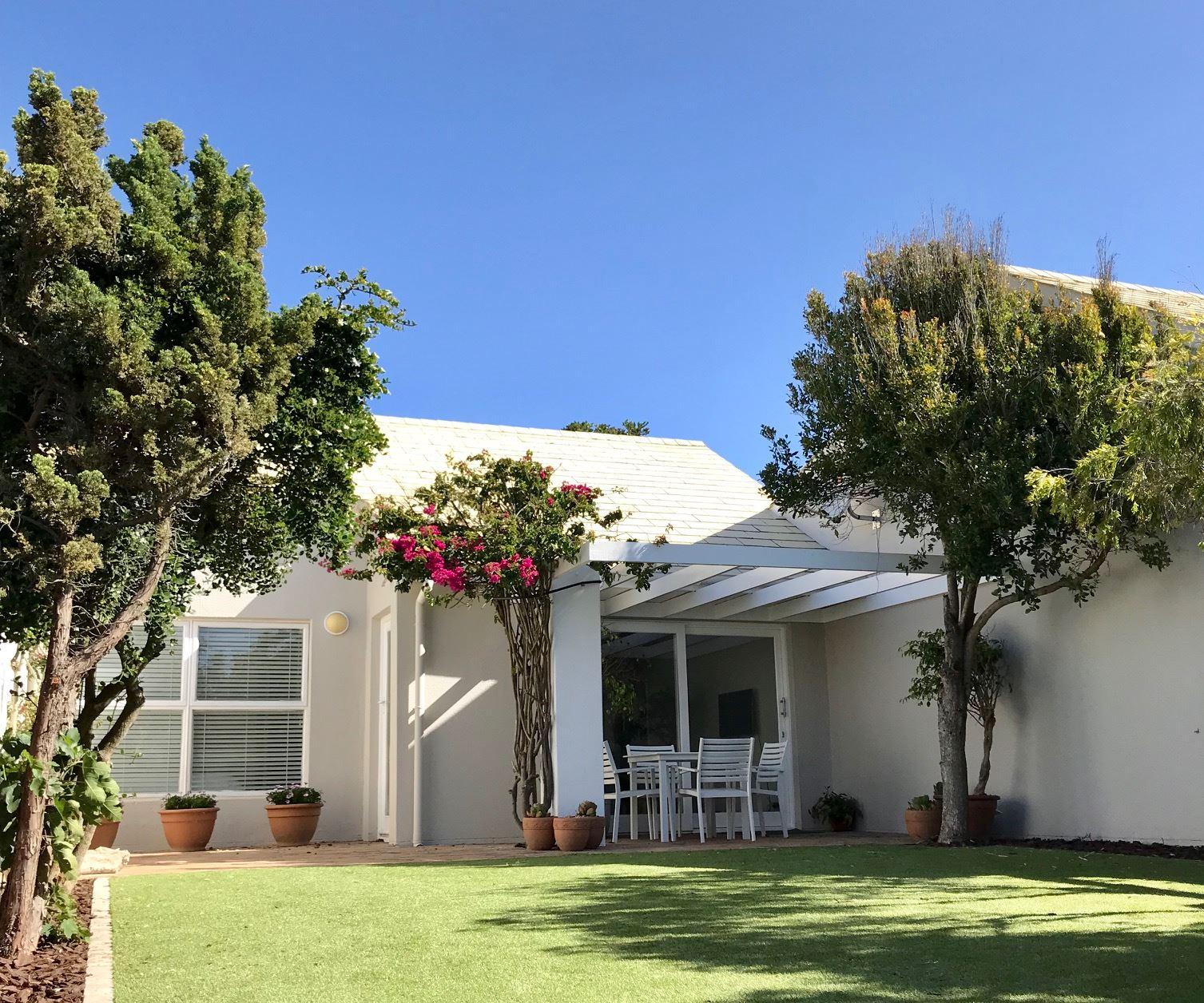 The Island Beach House | Accommodation Woodbridge Island
