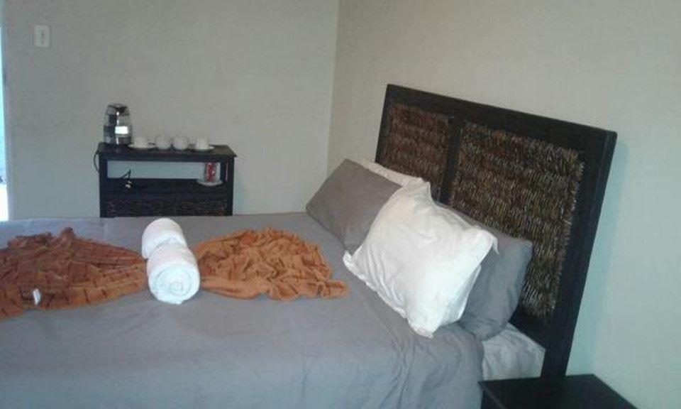 Vuwa Guest House | Accommodation West Village