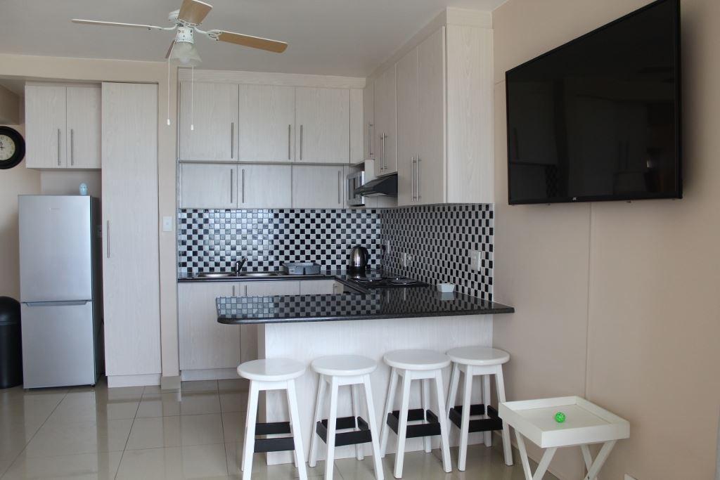 Afsaal 410 Holiday Flat | Amanzimtoti Specials