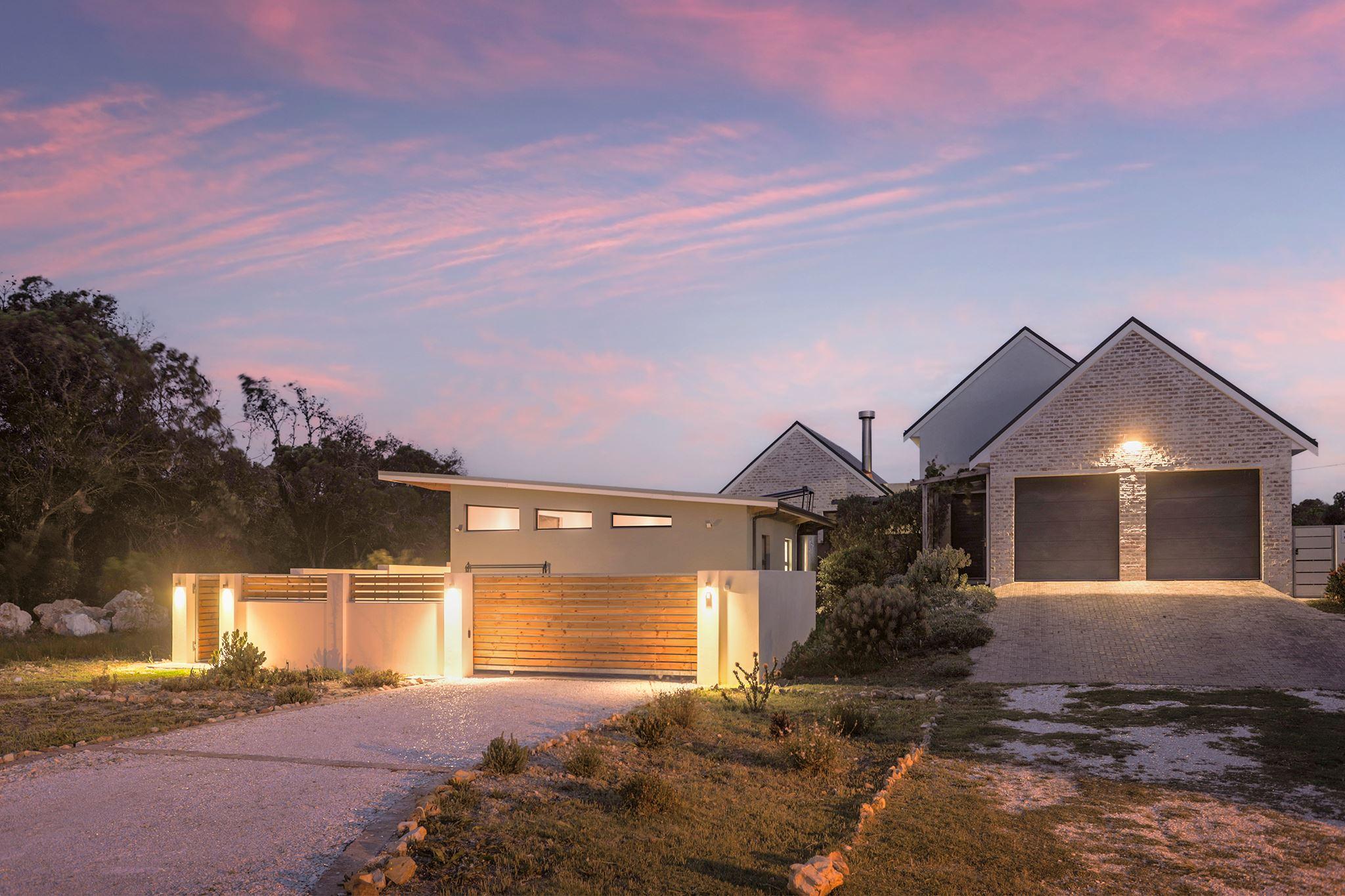 Mountain and Sea House and Cottage | Sandbaai Accommodation