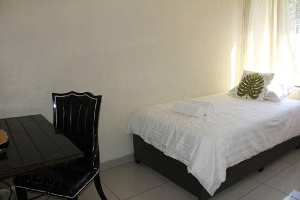 Earth Bed & Breakfast | Accommodation Extension 27