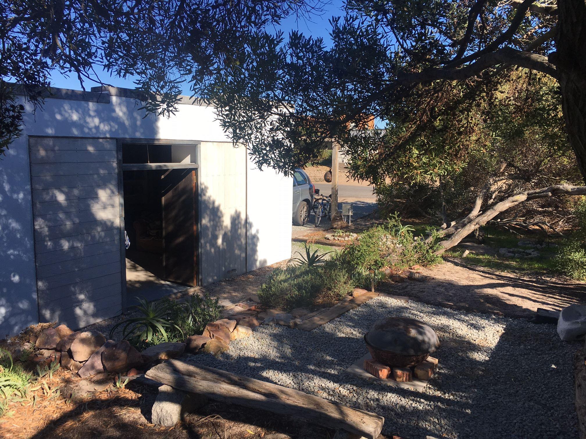 Straw Shack | Elands Bay Accommodation